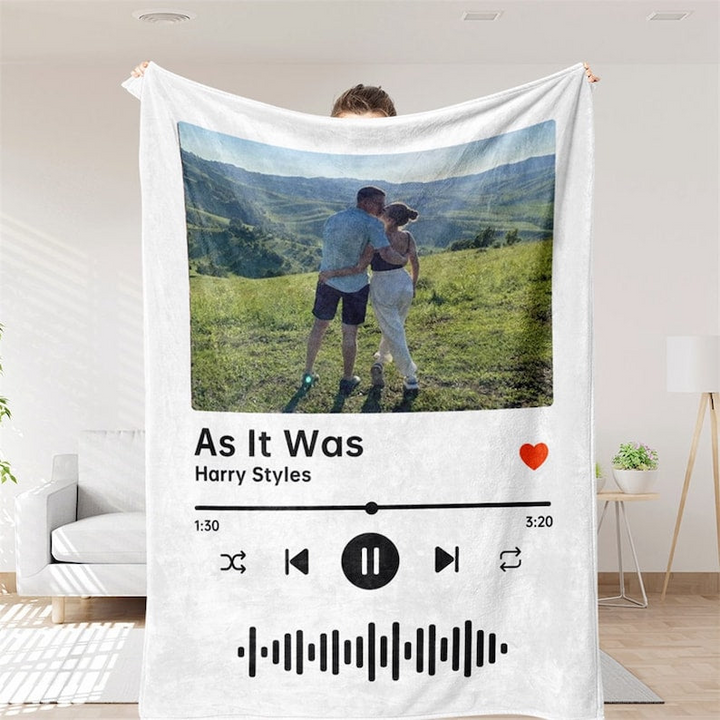 Couple Photo Blanket with Song – Custom Personalized Fleece or Sherpa Blanket with Photo and Song for Anniversary, Wedding, Valentine’s Day, Memorial Gift