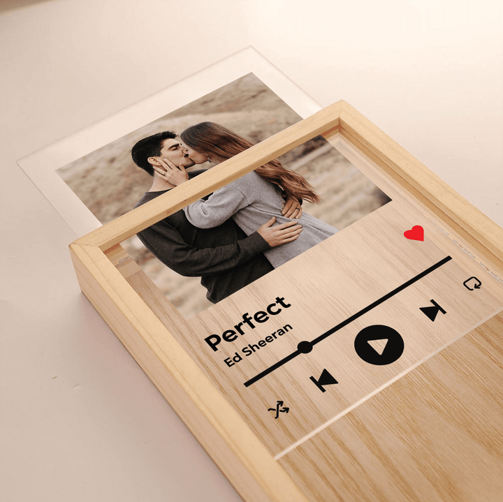 Custom Music Light with Photo – Personalized Song Night Light Gift for Couples, Anniversary, Valentine’s Day